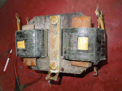 Picture of Westinghouse 1747029 50HP 440V 2-Coil Auto Transformer