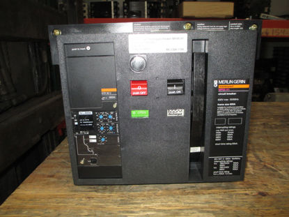 Picture of Merlin Gerin Masterpact MP08H1 Circuit Breaker 800 Amp 600 VAC M/O D/O