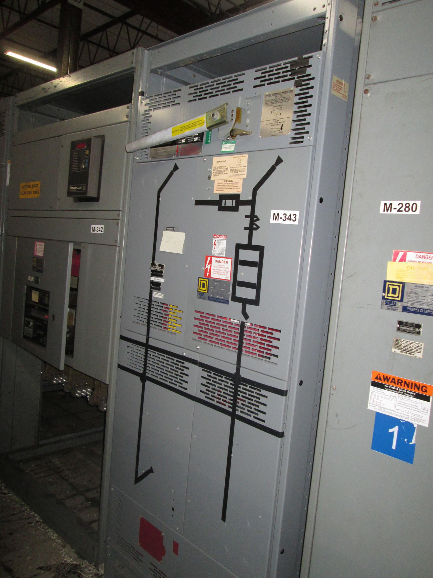 Picture of Square D QED Power Style Switchboard 2500A 3ph 4W 480Y/277V NEMA 1 R&G