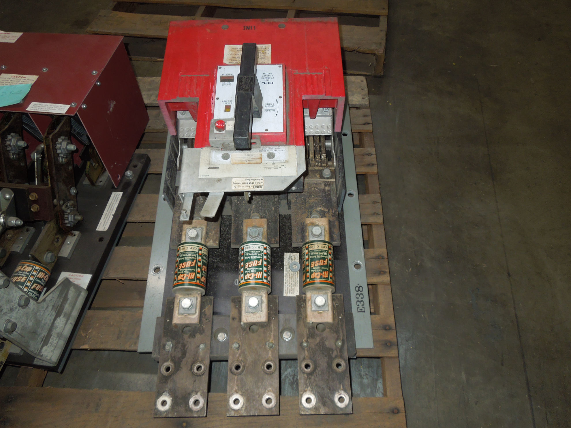 Picture of THPC3408B General Electric 800 Amp 480 Volt HPC Switch