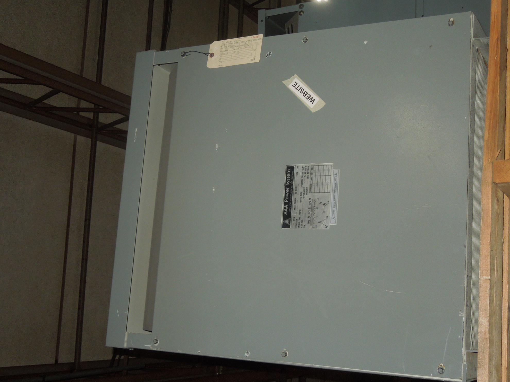 Picture of AAA Low Voltage Dry Type Transformer | 75 KVA 208-208Y/120 Volt 3 Phase | NEMA 1 R&G