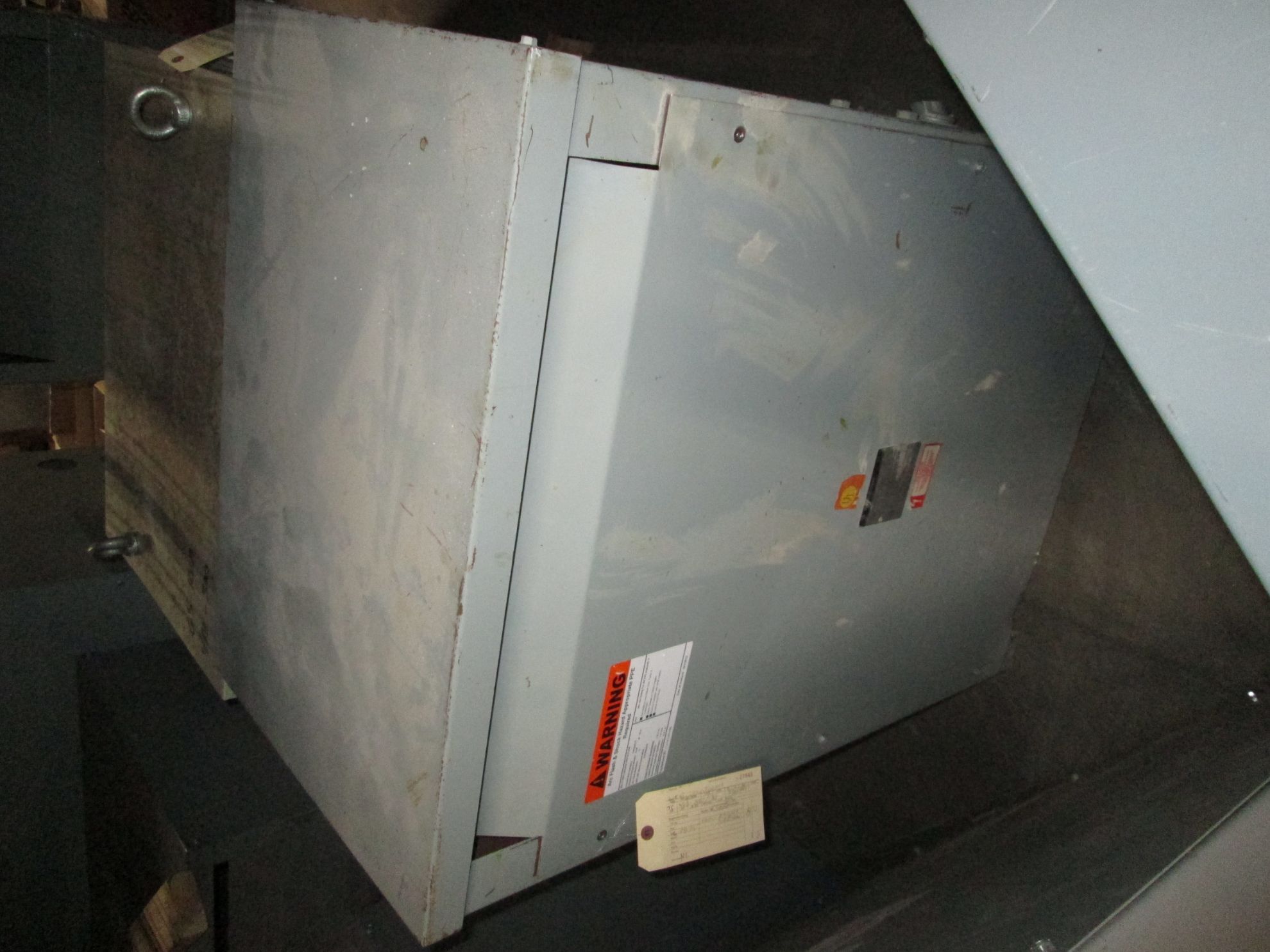 Picture of Westinghouse Low Voltage Dry Type Transformer | 75 KVA 480-208Y/120 Volt | 3 Phase NEMA 1 R&G