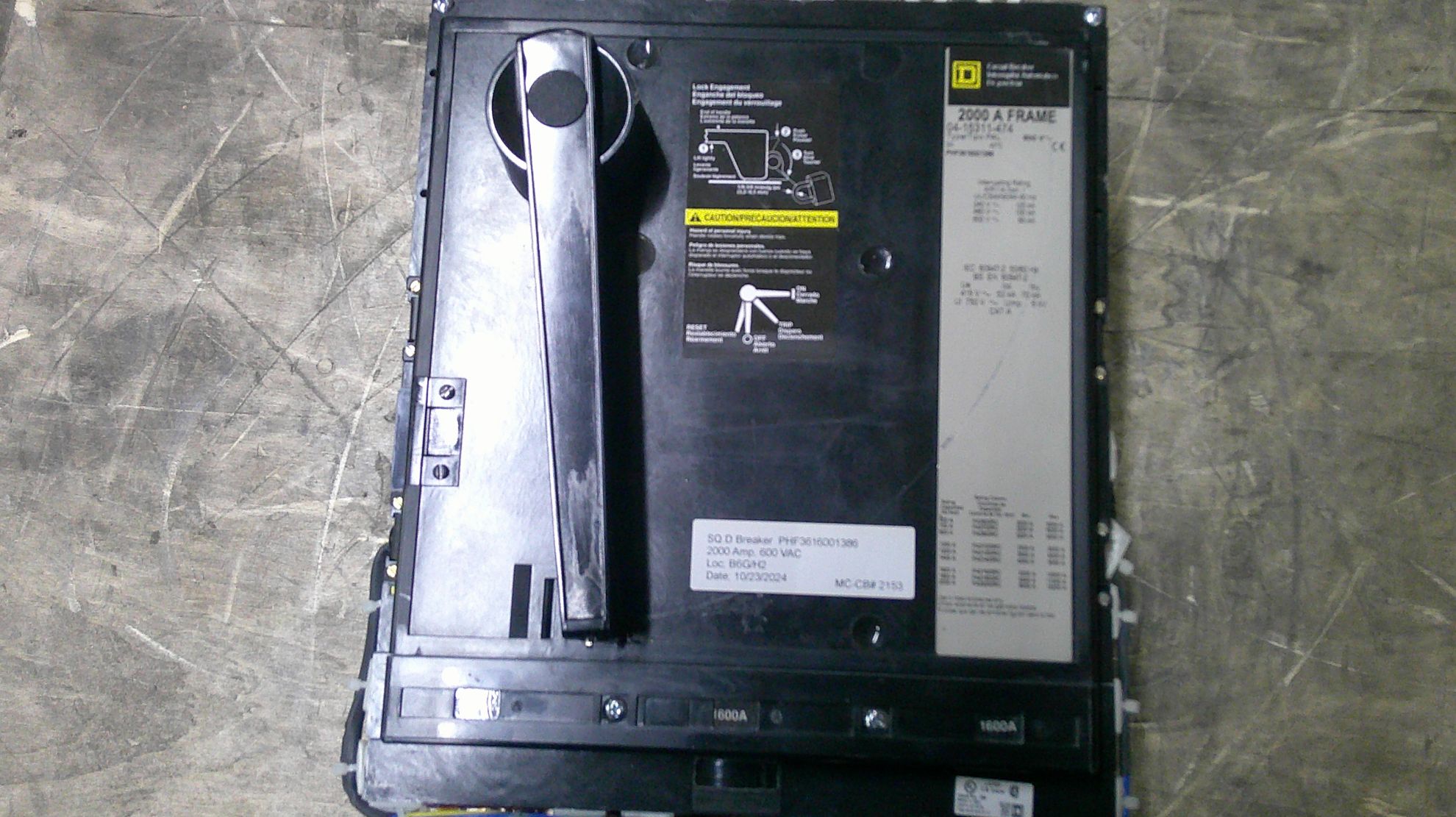 Picture of Square D PHF3616001386 Circuit Breaker 1600 Amp 600 Volt AC M/O F/M