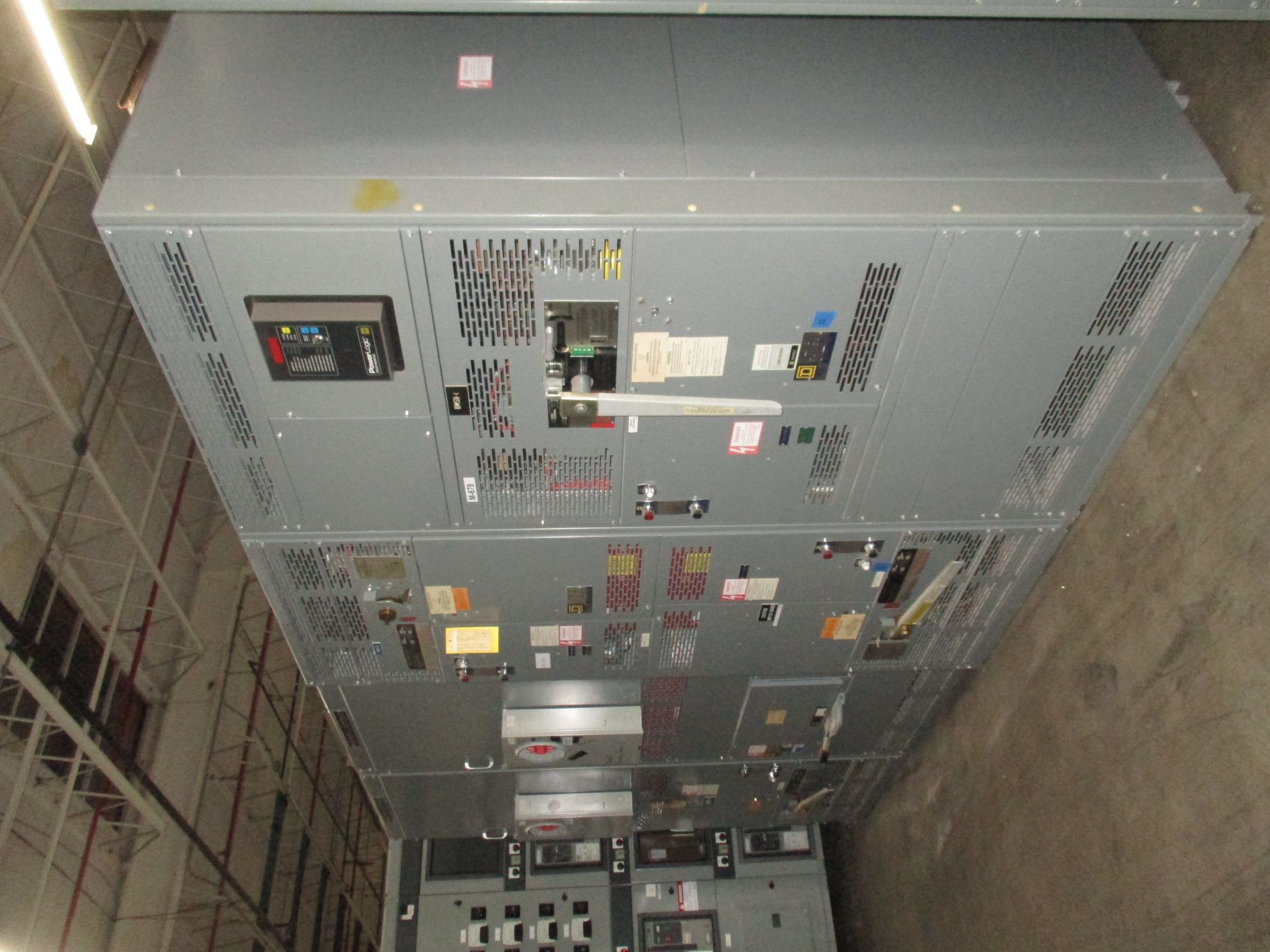 Picture of Square D QED Power Style Switchboard 3000 Amp Fusible Main 480Y/277 Volt 3 Ph 4 W NEMA 1 R&G