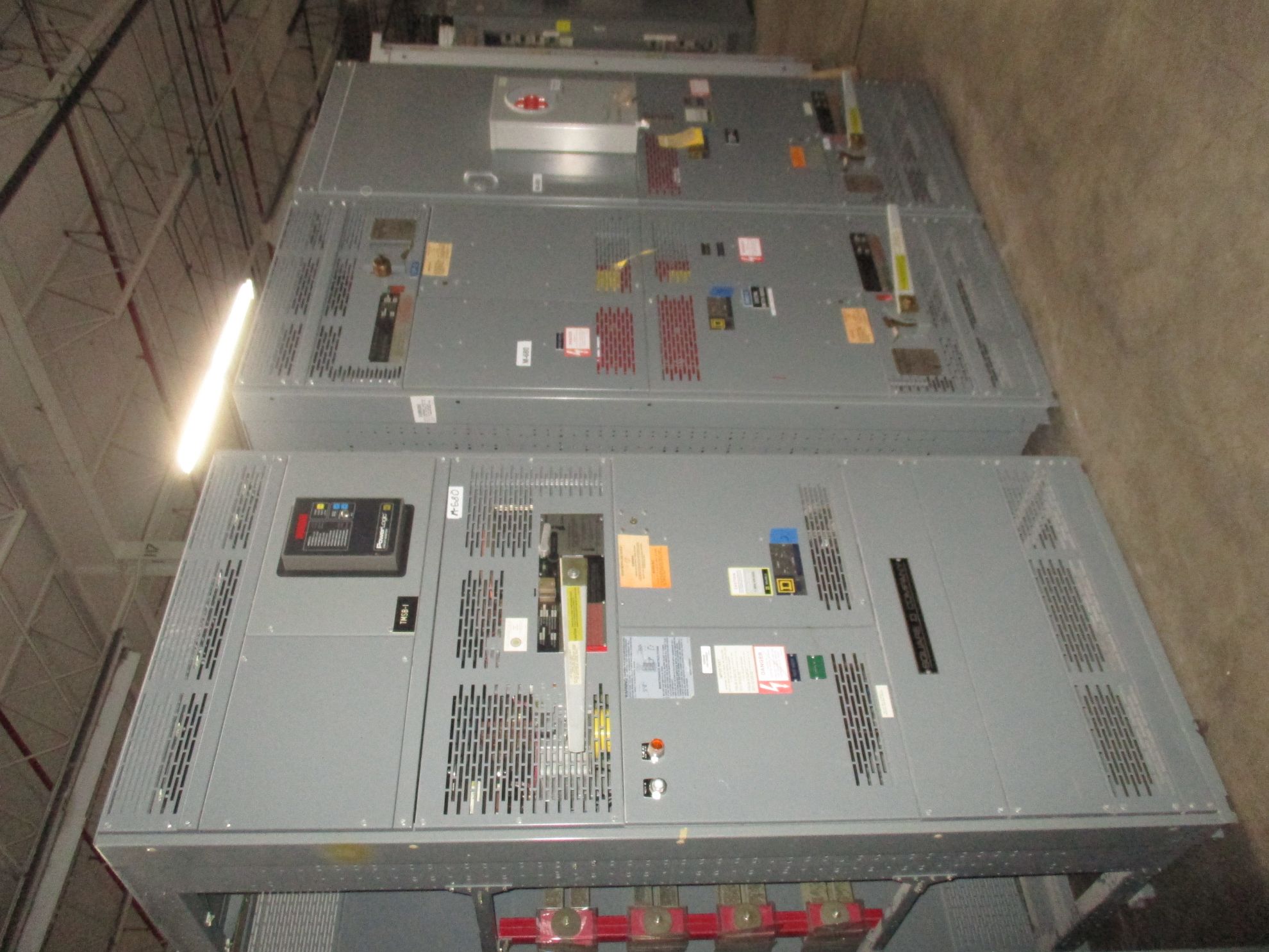 Picture of Square D QED Power Style Switchboard 3000 Amp Fusible Main 480Y/277 Volt 3 Ph 4 W NEMA 1 R&G