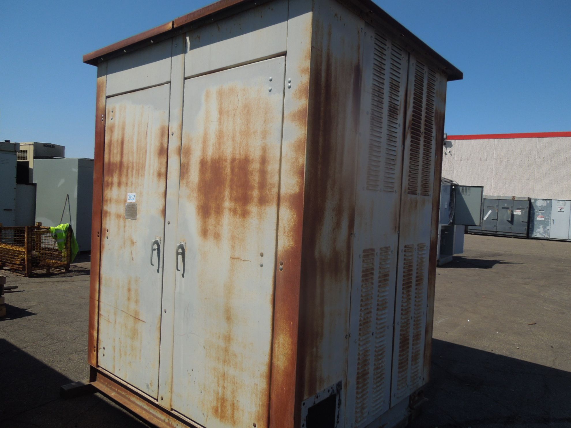 Picture of Southern Transformer Co. Medium Voltage Dry Type Transformer | 2500 KVA 13800-4160Y/2400 Volt | 3 Phase NEMA 3R R&G