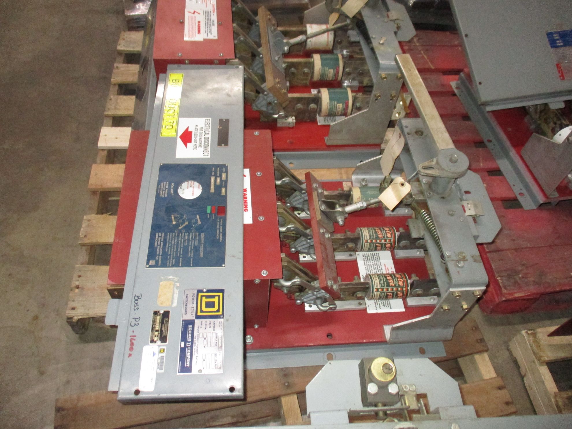 Picture of Square D Pressure Contact Switch BLO34160 | 1600 Amp 480 Volt | Red Back Plate