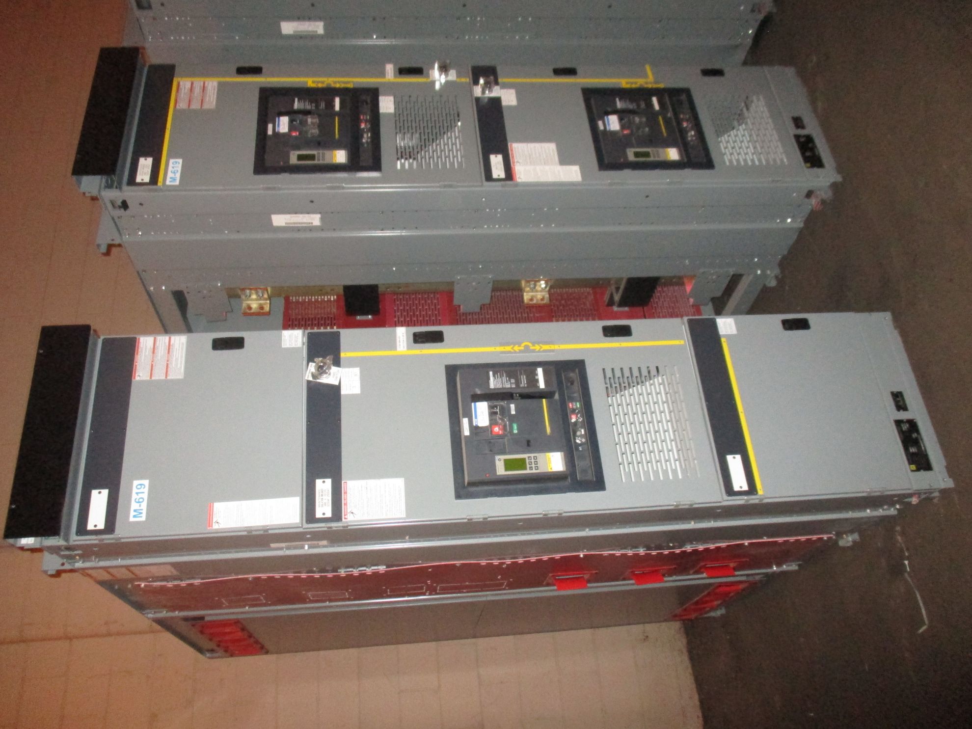 Picture of Square D Power-Zone Main-Tie-Main Switchboard 3200 Amp 480 Volt 3Ph 3W NEMA 1 R&G