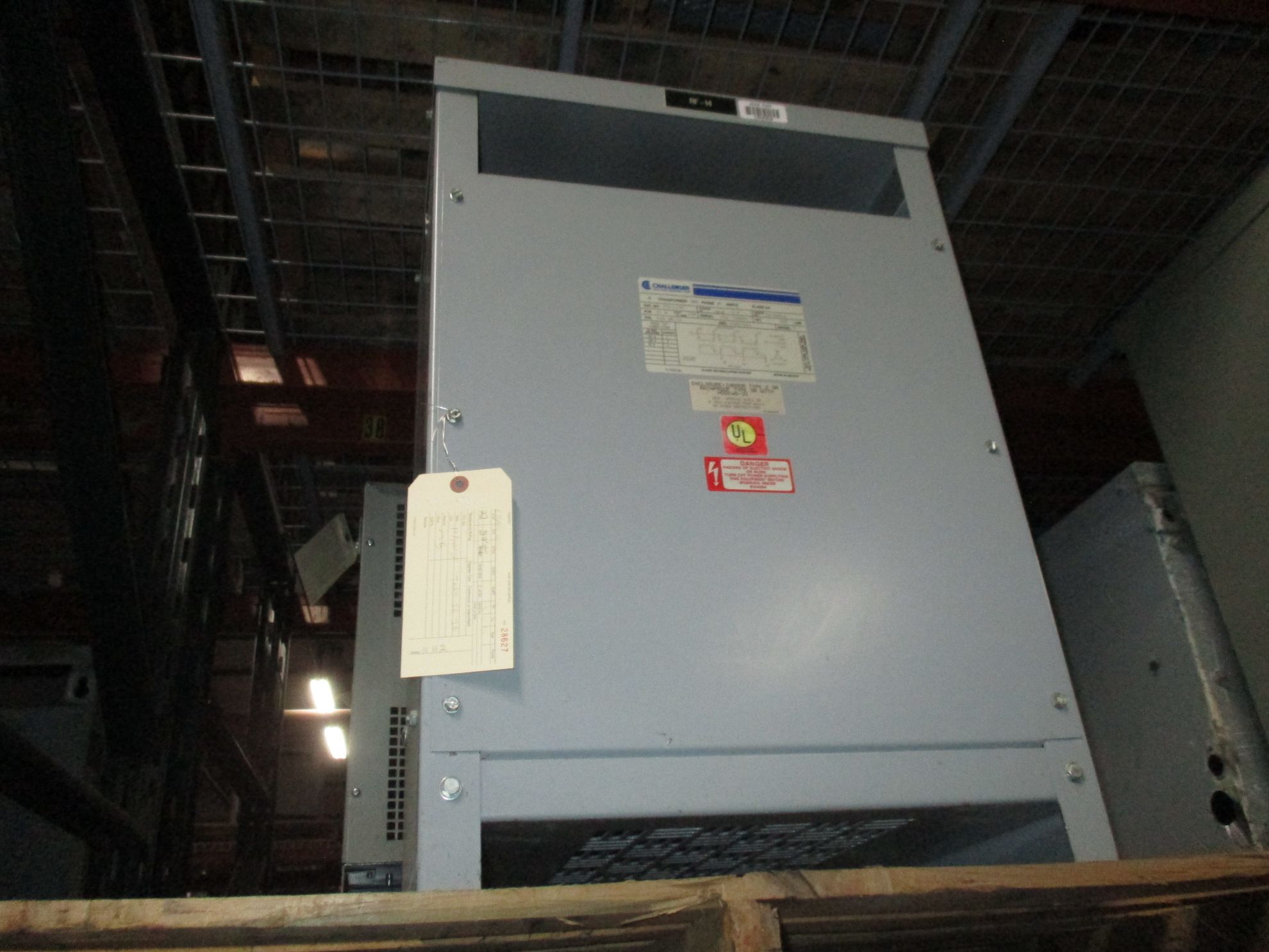 Picture of Challenger Low Voltage Dry Type Transformer | 27 KVA 460-460Y/266 Volt | 3 Phase NEMA 1 R&G