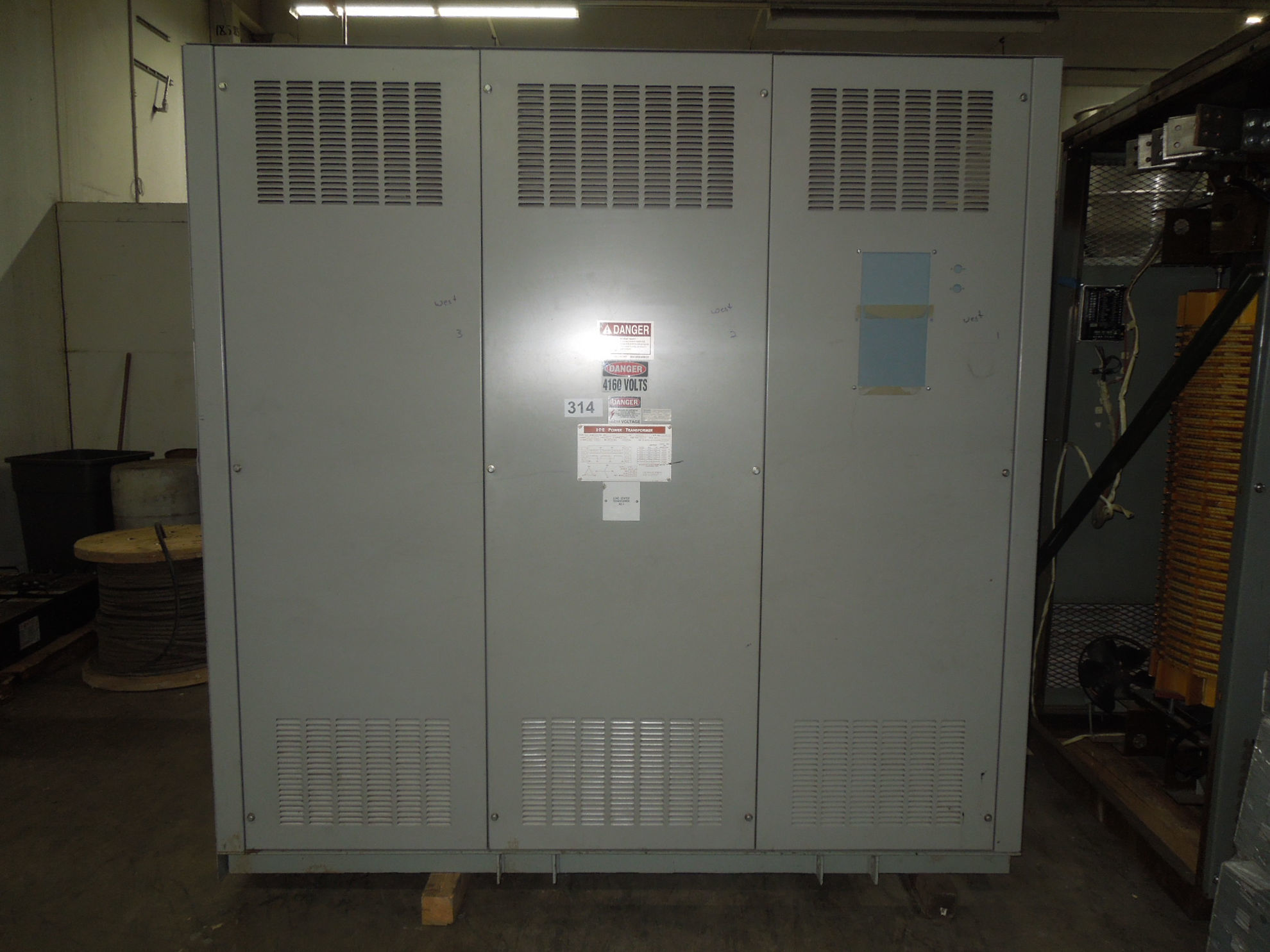 Picture of ITE 2000/2666 KVA 4160-480Y/277 Volt Medium Voltage Dry Type Transformer R&G