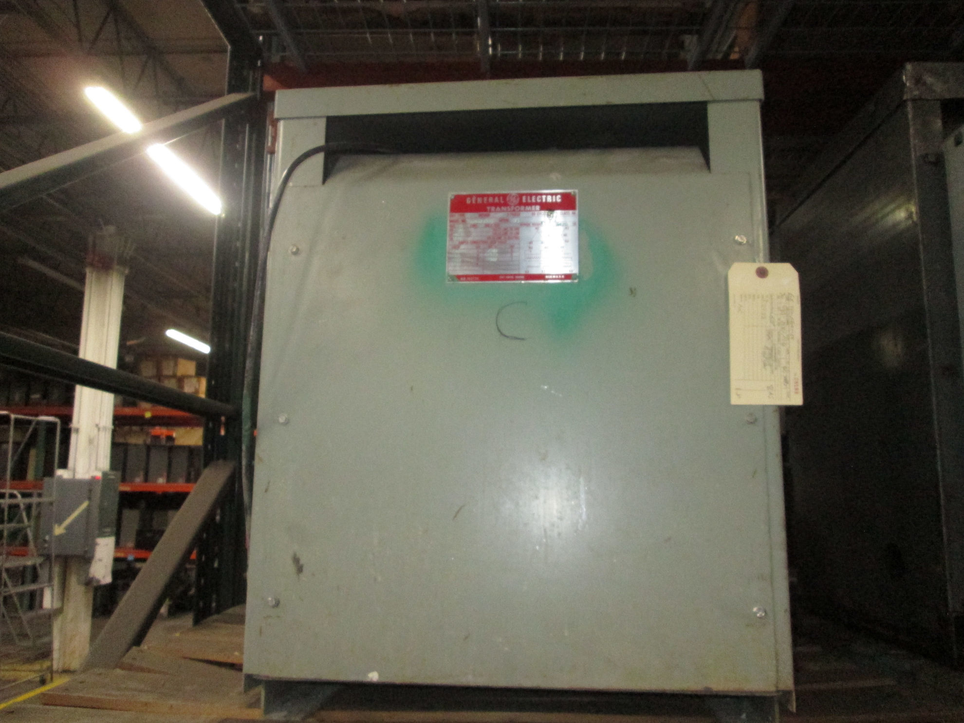 Picture of GE 45 KVA 480-208Y/120 Volt 3 Phase Low Voltage Dry Type Transformer R&G