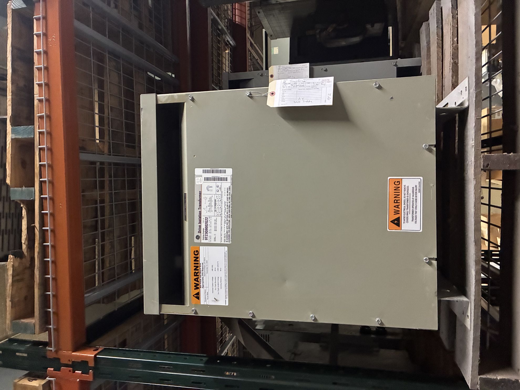 Picture of General Electric Low Voltage Dry Type Transformer | 27 KVA 460-460Y/266 Volt | 3 Phase NEMA 1 R&G