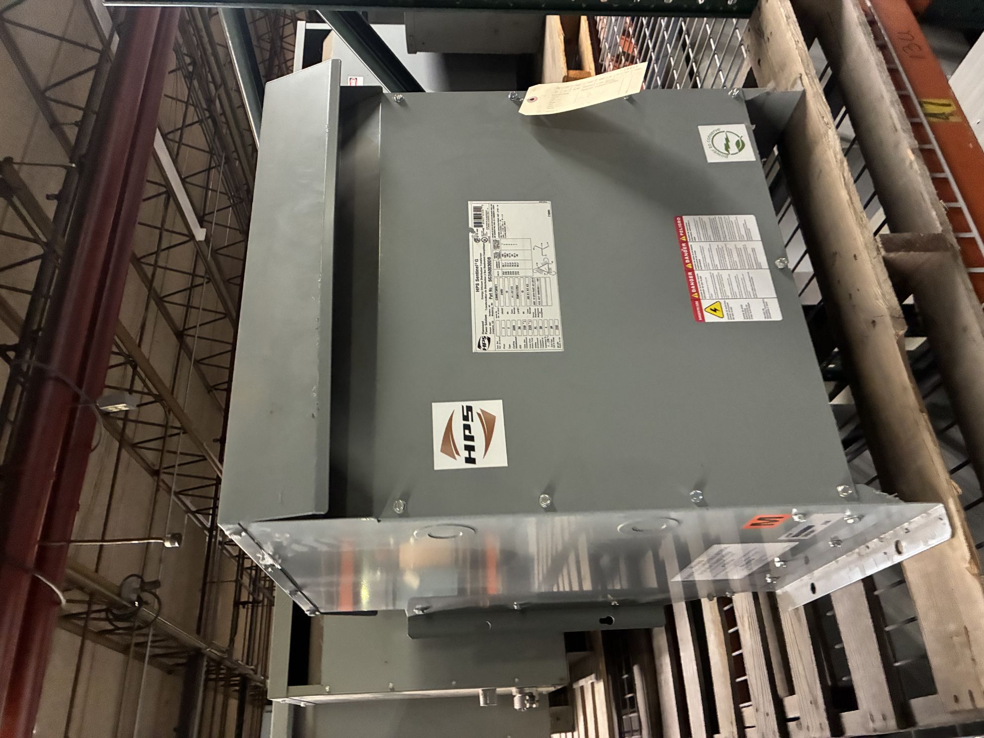 Picture of Hammond Low Voltage Dry Type Transformer | 30 KVA 240-208Y/120 Volt | 3 Phase NEMA 3R R&G