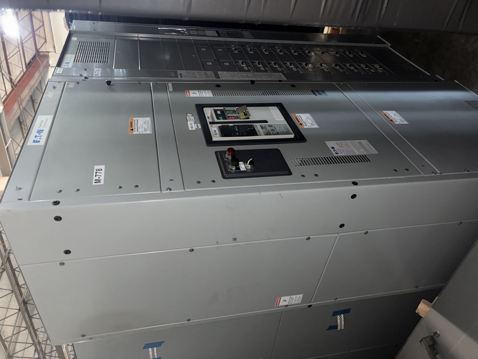 Picture of Cutler-Hammer/ Eaton Pow-R-Line Switchboard SBSC20 | 2000 Amp Main Breaker | 480V 3-Phase 3-Wire | NEMA 1 R&G